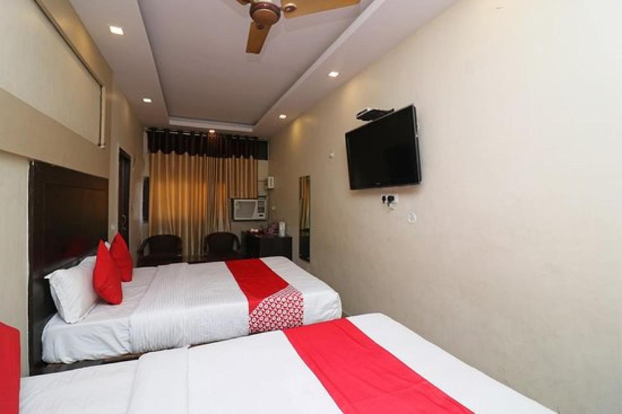 Capital O Hotel Surya Continental Lucknow Exteriör bild